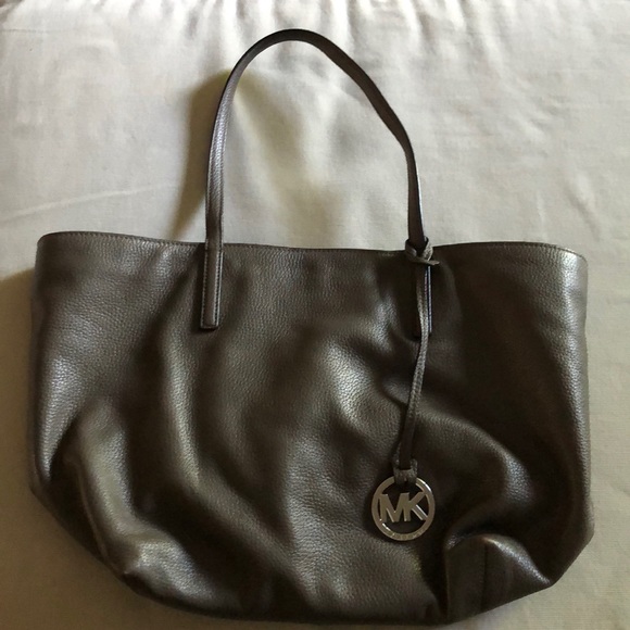 Darker gray Michael Kors tote - Picture 1 of 8